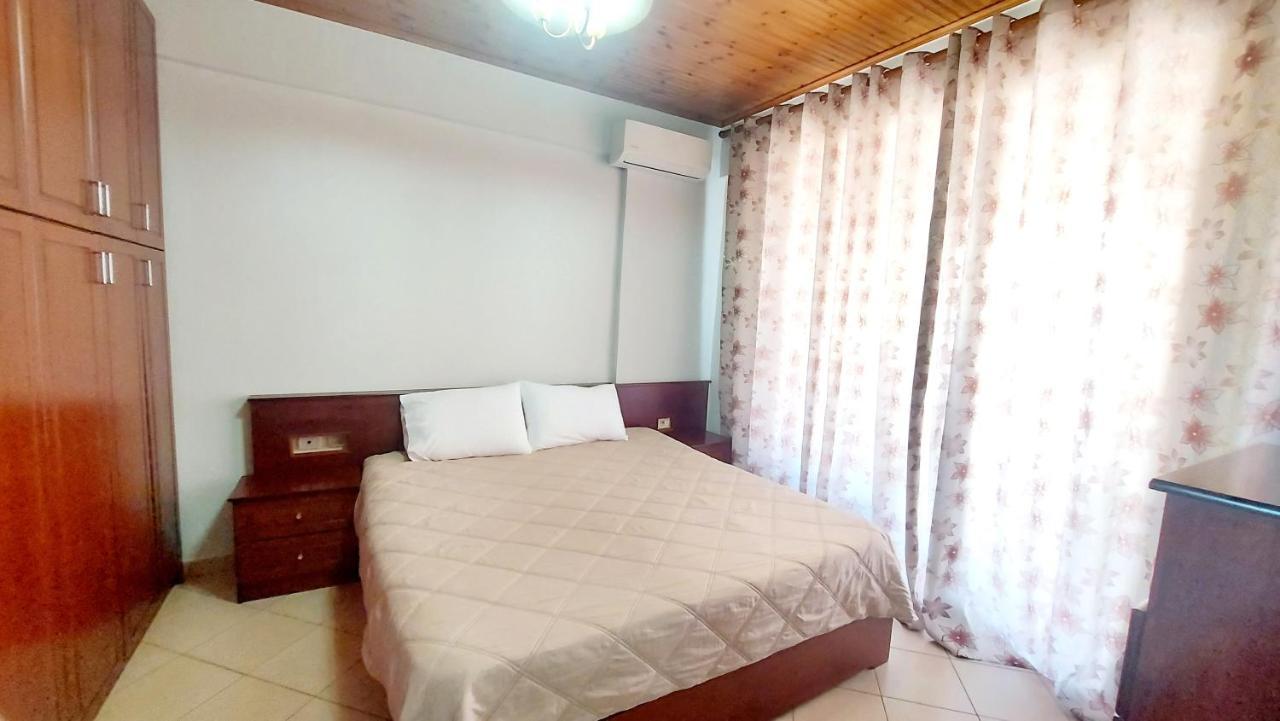 Sea View Apartment Saranda Zewnętrze zdjęcie